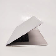 APPLE MacBook Pro A1990 (2018) Silver/i7-8750H/16GB/256GB SSD/AMD Radeon Pro 555X/15.4'' Retina/ID: 26664